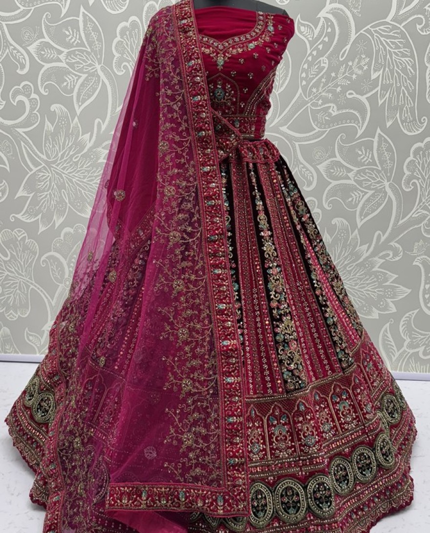 2875-B - Very-Well Detailed Hand Mirror Crafted with Various Embroidery and Doubke dupatta combine Bridal Lehenga Choli